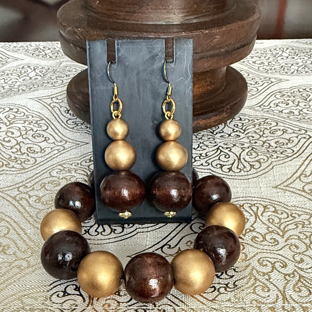 D.Green Designs Gold and Brown Beaded Earrings